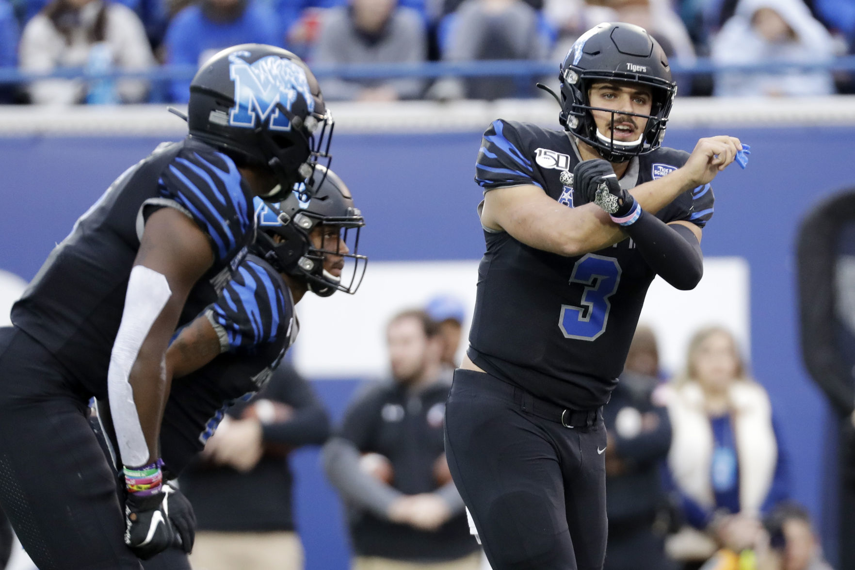 No. 20 Cincinnati at No. 17 Memphis: Memphis 31-28